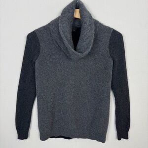 Theory Cashmere Turtleneck Sweater Small Color Block Quiet Luxury Small